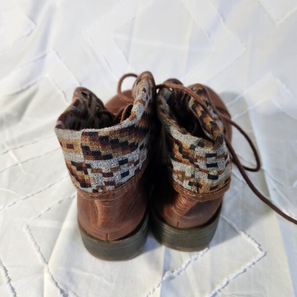 Natural Reflections Brown Fold Top Ankle Boots 6M - Picture 3 of 7